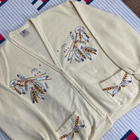 Vintage Native American Feather cardigan sweatshirt - Picture 4 of 14